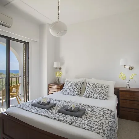 Cape View Getaway Willa *